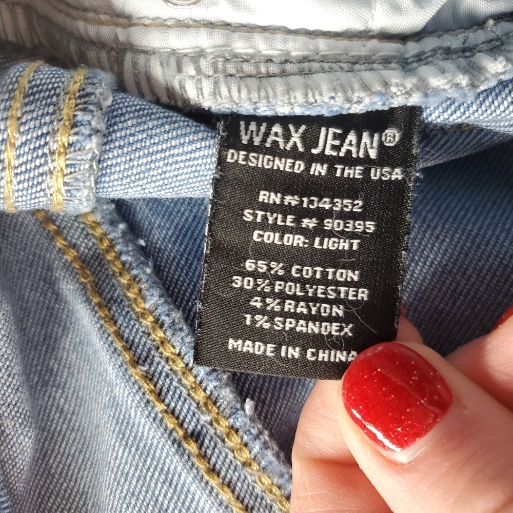 NWT Wax Jean Collection Bermuda Stretch Jean Shorts Women's Size Medium - Picture 4 of 16